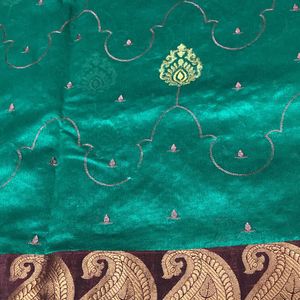 Like New Shiny Silky Cotton Saree For Grabs