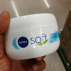 Nivea Soft Skin Cream