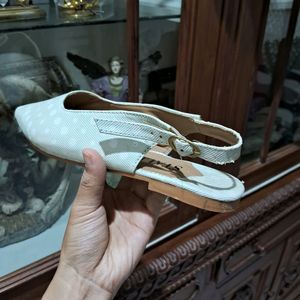 Flat & Casual White Shoes For Women Or Girls