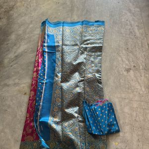 Blue Saree With Blouse Piece