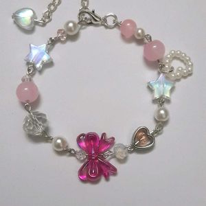 Pink Bow Beaded bracelet