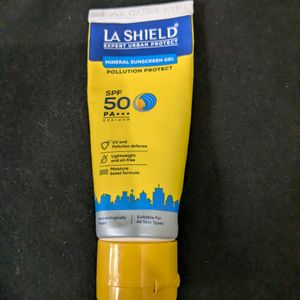 LA SHIELD Sunscreen🌞