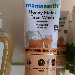 Mamaearth Honey Mali Face Wash