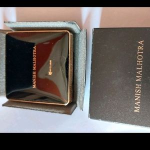 Loot Offer 299/-  Manish Malhotra Compact