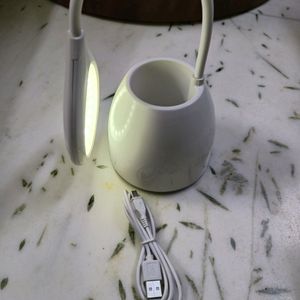 Xech t2C Desk Lamp