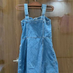 denim min dungaree dress