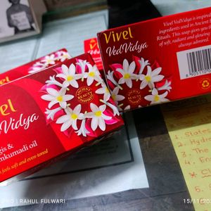 Soap Vivel Ved Vidya With Nargis & Kumkuadi Oil.