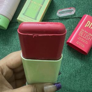 ❤️SALE❤️Pixi On The Glow Cream Blush ”Ruby”