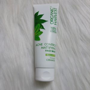 Organic Harvest Acne Control Mattifing Face Wash