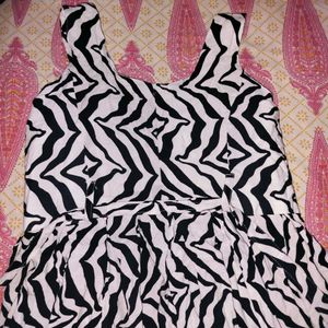 Korean Dress flared Black And White Pattern Dres