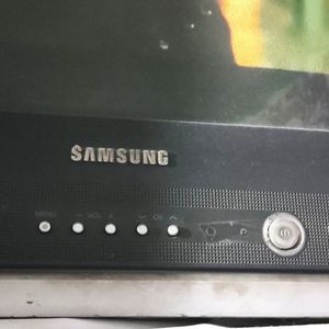 Tv Samsung with setup box