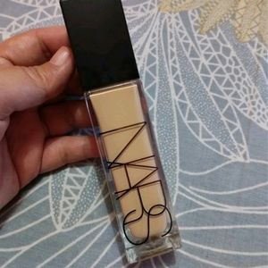 NARS Natural Radiant Longwear Foundation