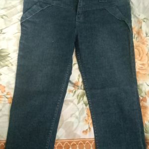 Capri Jeans Knee Length