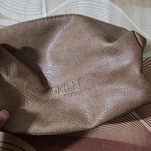 Make Up Pouch Good Condition