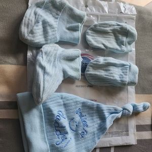 New Born Cap Mittens & Socks