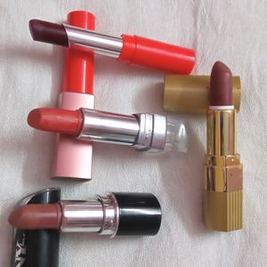 🥰 COMBO OF 4⃣ LIPSTICKS(DIFFERENT BRANDS)