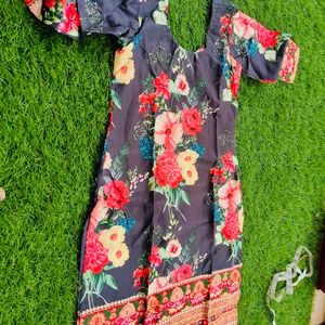 Floral Printed Straight Kurta