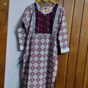 model Kurti