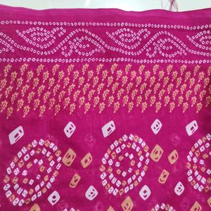 Stylish Magenta Saree