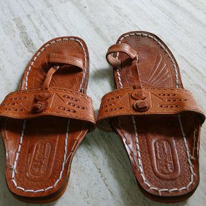 Kolahpuri Chappal