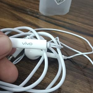 Vivo Branded Earphone, White Colour, New