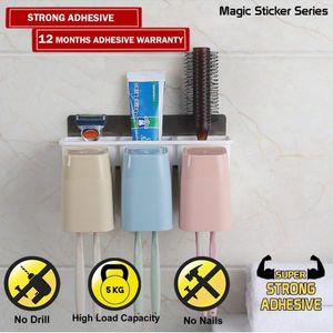 Self Adhesive Plastic Wall Mounted Toothbrush Hold