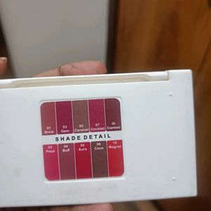 Insight Lip Pallet