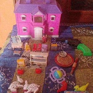 Beautiful Doll House With Set 500 Cash No Coins