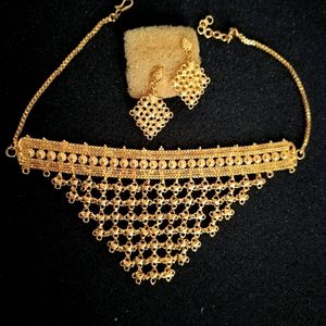 City gold Necklace With Earrings