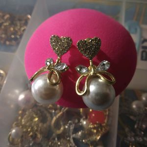 Korean Pearl Earring