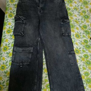 Black Cargo Jeans