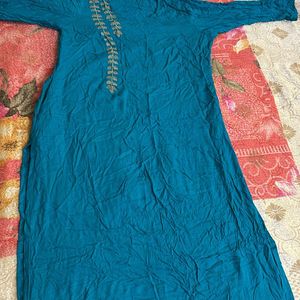 Avaasa Leaf Styled Kurti With Pocket