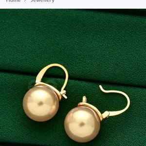 TEARS OF MERMAID- GOLDEN PEARL EARRINGS