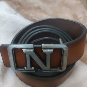 A vintage belt new condition.