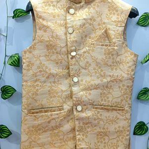 Man Ethnic Jacket With Kurta Pant