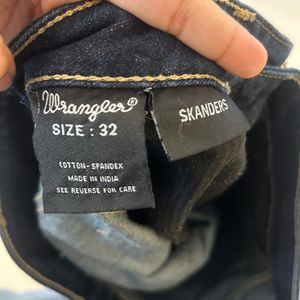 Bootcut Wrangler Jeans