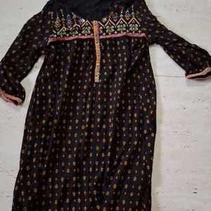 Black Kurti