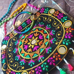 💝New Embroidery Design Rajwadi Sling Bag