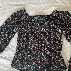 Women Long Sleeves Floral Top