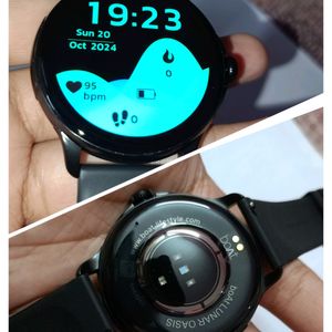 Brand New Premium Boat Oasis Smartwatch Worth 3500