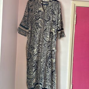 Pearl Detailed Blue And White Kurti