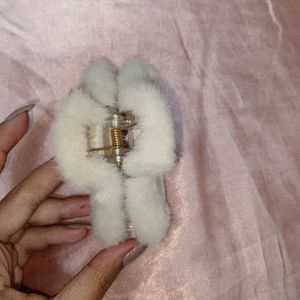 Faux Fur Hair Claw Clip - New Unused