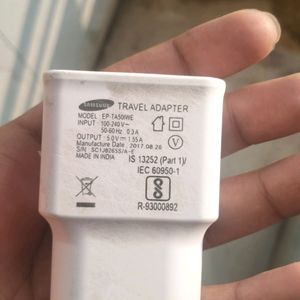 Samsung Charger 100-240v