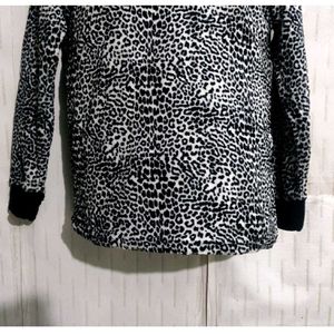 Soft sweater For Women's