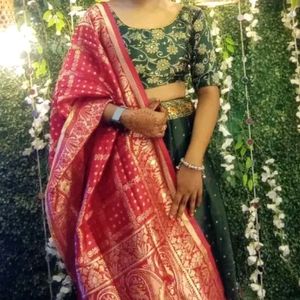 Banaarsi Lehenga