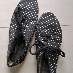 Charcoal Black Casual Shoes With Star Prints