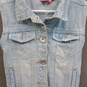 Denim Half Jacket For Boys/Girls 4-6 Yrs