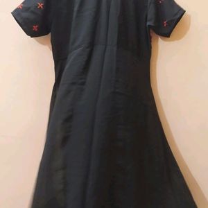 Black Embroidered Anarkali Set (Women's)