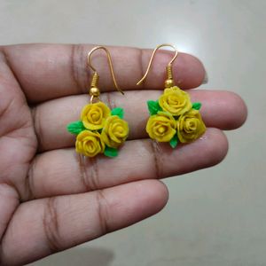 Rose Earings (Yellow)