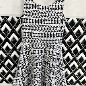 H&M Navy Blue and White Pattern Mini Dress